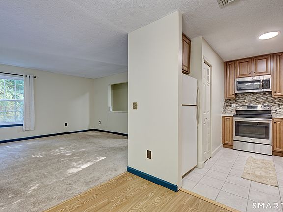 2nd image of 193 Oakland Street #B
