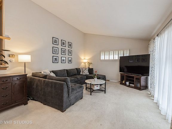 2nd image of 10665 Fairfield St