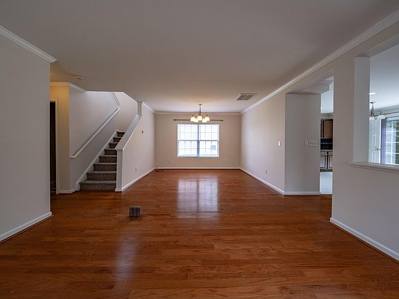 5th image of 719 Obsidian Way