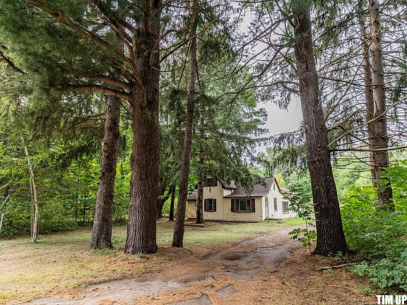 2nd image of 5924 E Sternberg Rd