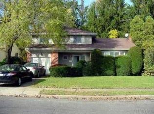 3412 Beltagh Ave, Wantagh, NY 11793