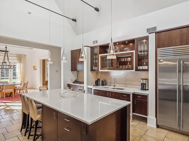 110 Rose Hill Rd — Photo 18