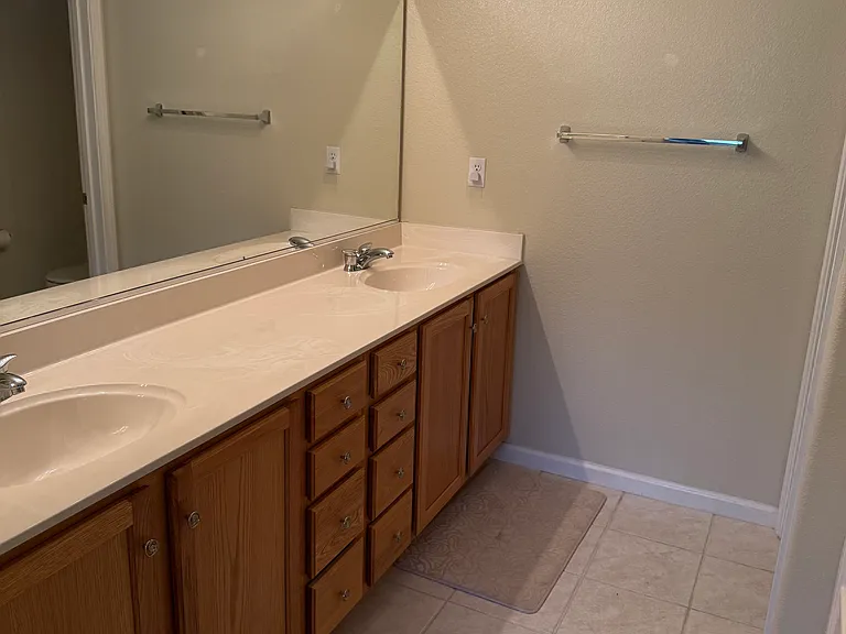 1706 Esplanade Cir — Photo 11