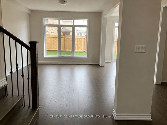 3rd image of 181 Ferragine Cres