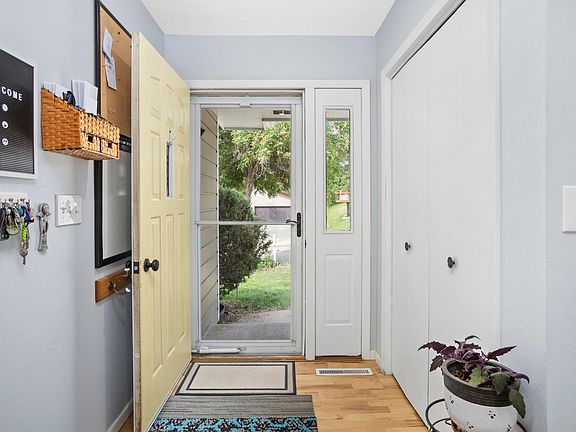 5th image of 1132 23rd St NW