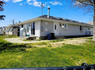 55 Seymour Dr, Shirley, NY 11967