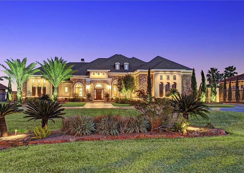 1st image of 6011 Royal Point Ct