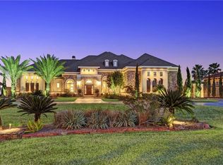 6011 Royal Point Ct, Kingwood, TX 77345