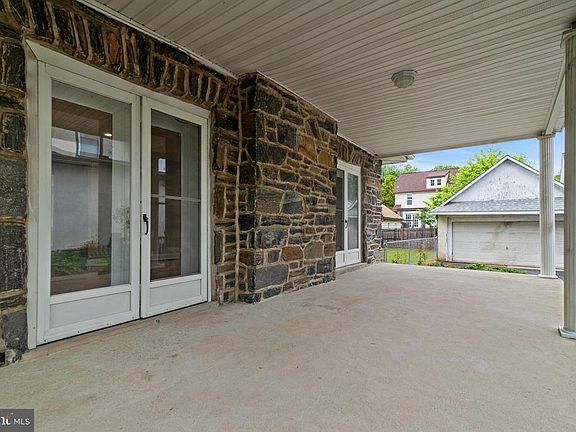 3rd image of 719 Morgan Ave