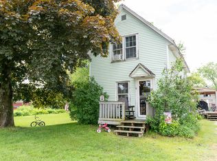 43 Pleasant St, Passadumkeag, ME 04475