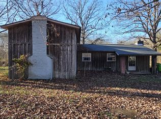 409 Tom Welch Rd, Crossville, TN 38571