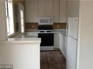 1947 Storm Dr, Falls Church, VA 22043