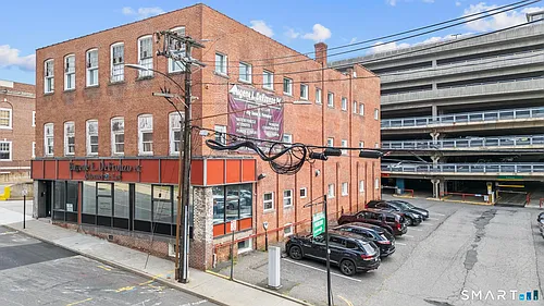 61 Field St Photo 1