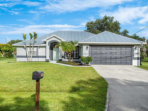 5th image of 2367 SE Rock Springs Drive