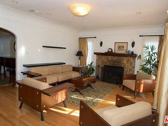 4th image of 806 S Orange Dr