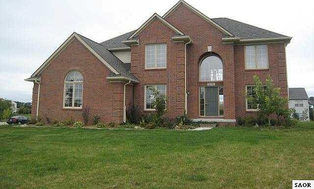 1st image of 4261 N Newark Cir