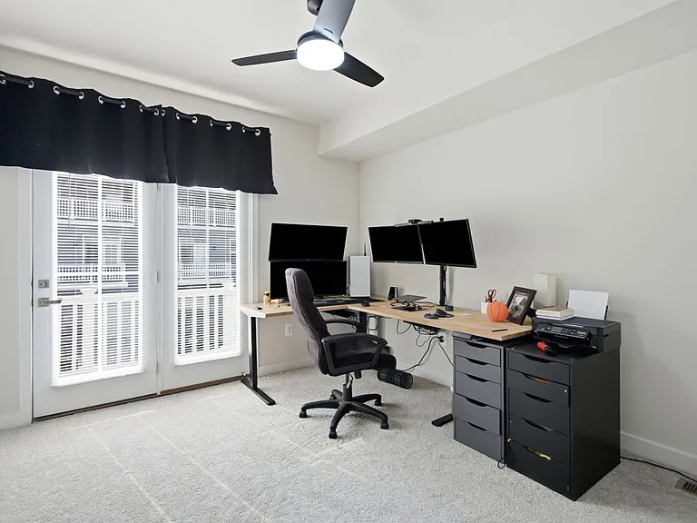 212 Matisse Pl — Photo 14