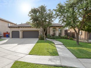 2480 S Bundy Dr, Fresno, CA