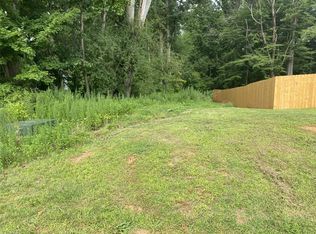 825 Prince Edward Rd, Kernersville, NC 27284