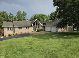 3845 Valley View Dr, Mount Vernon, IN 47620