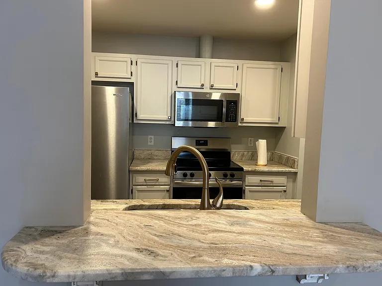 4035 Cornerstone Dr — Photo 24