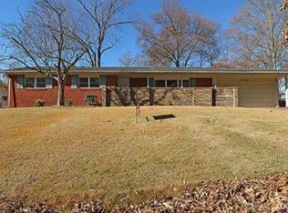1836 Westridge Dr, Cape Girardeau, MO 63701