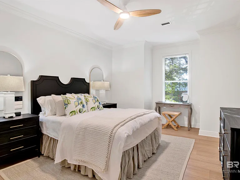 460 Equality Ave — Photo 14
