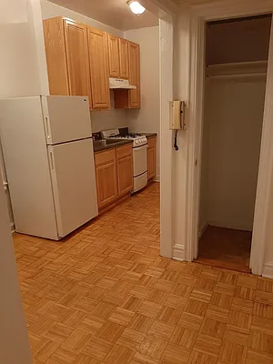 Rented by Allen Harris, LREB | media 15