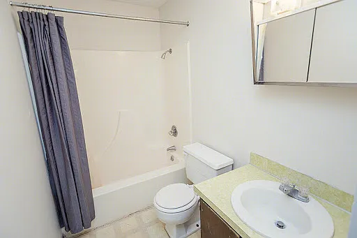 2501 N 43rd St — Photo 7