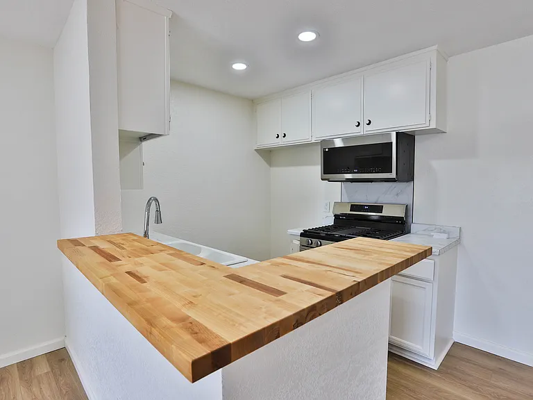 4076 Jackson Ave #1 — Photo 8