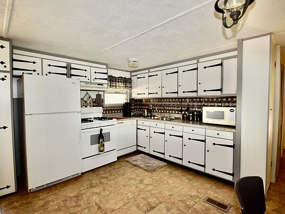 2nd image of 9340 E Edgewood Ave
