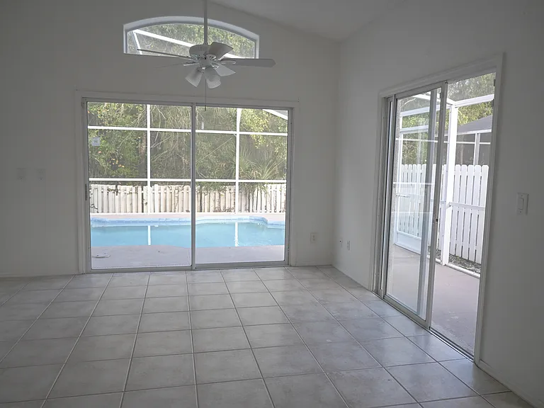 223 Coralwood Ct — Photo 17