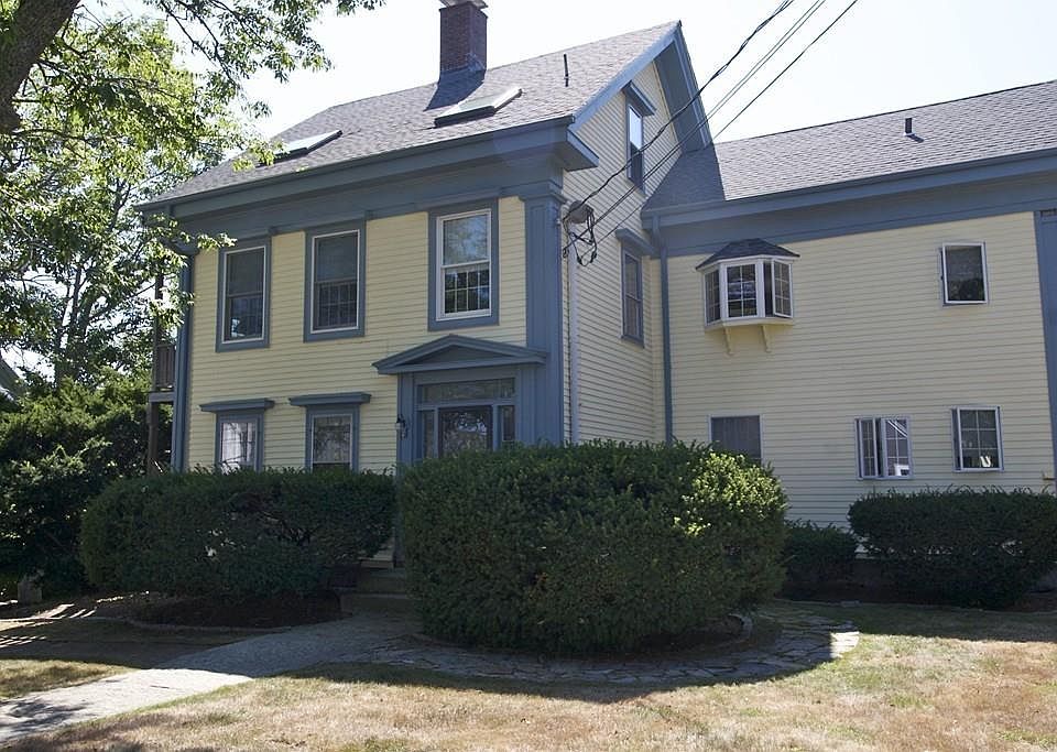 1st image of 172 Granite St APT 3