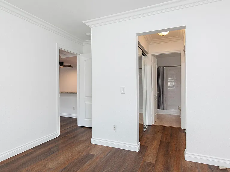 227 Woodland Pkwy #162 — Photo 3