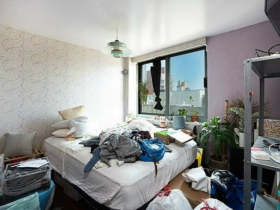 2nd image of 60 Henry St APT 12A