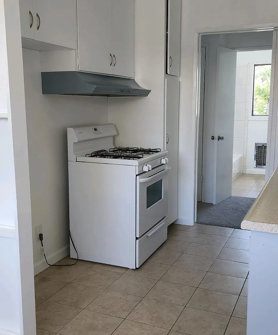 10136 Scott Ave — Photo 4