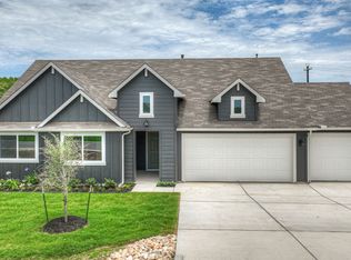 385 Konrad Creek Dr, Lockhart, TX 78644