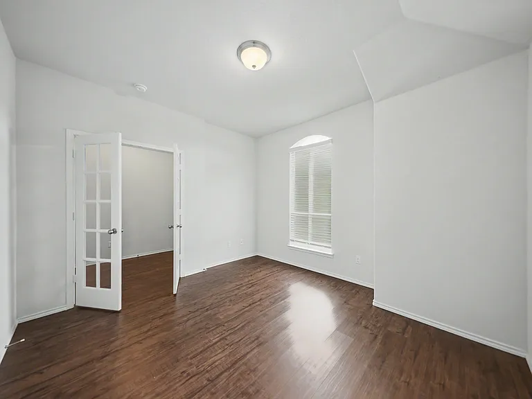 6305 Tess Rd — Photo 11
