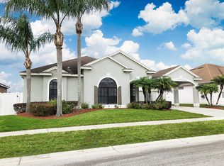 716 Cedar Forest Cir, Orlando, FL 32828