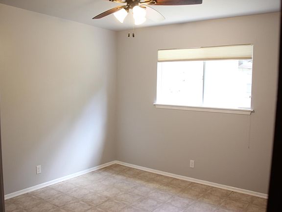 5th image of 6806 N Forest Crest St