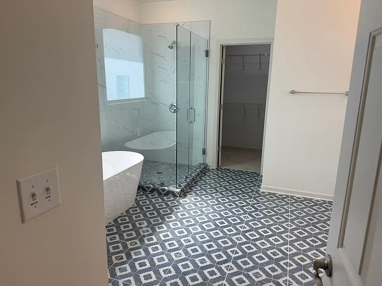 7503 Brookstone Cir — Photo 25