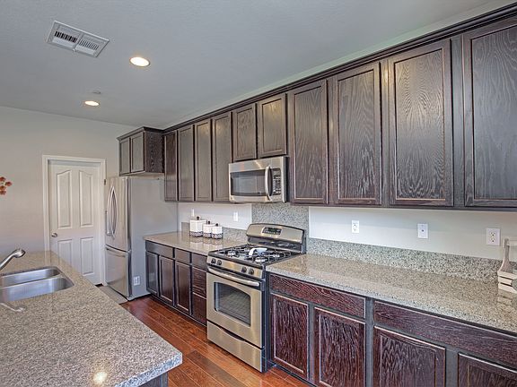 5th image of 18310 Betony Pl