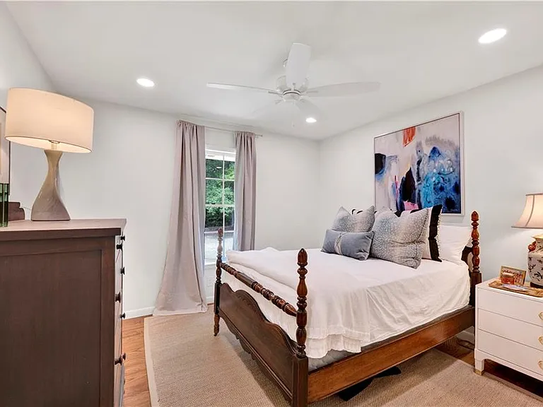 8960 Morphy Ave — Photo 27