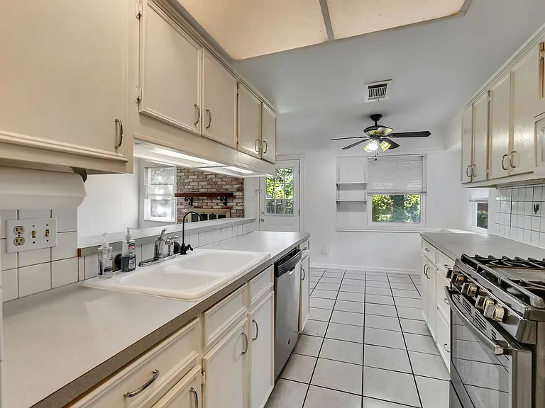 15443 W Willowwind Cir — Photo 33