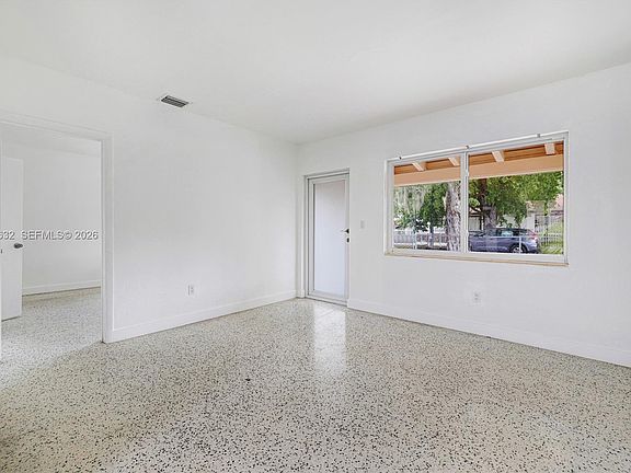 3rd image of 1202 NW 34th St Unit 1200