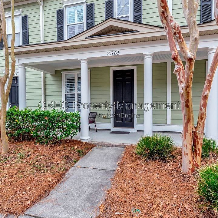 1st image of 2365 Kings Gate Ln