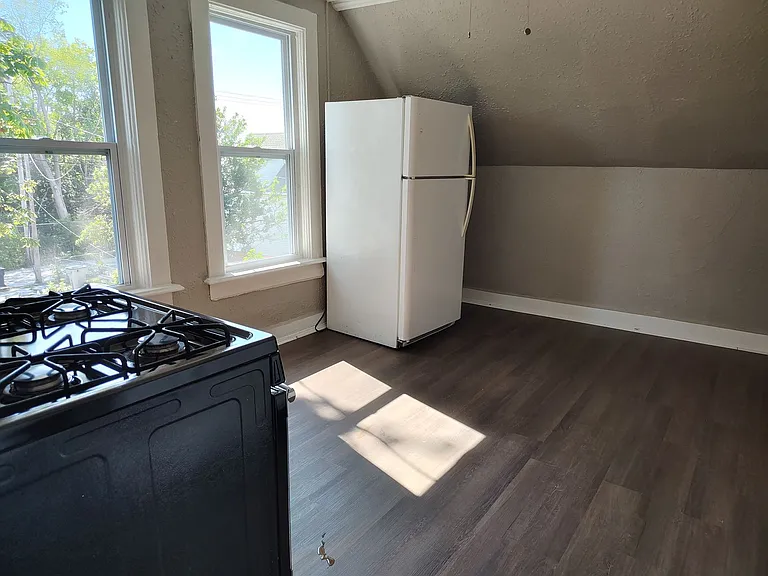 2840 N Vel R Phillips Ave — Photo 13