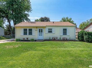 2611 W 71st St, Davenport, IA 52806