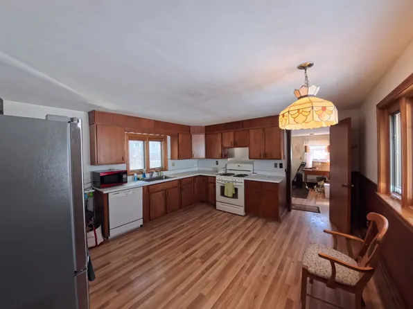 9 Raymond St, Allston, MA 02134