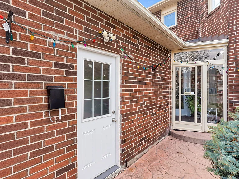 132 Castlehill Rd #L — Photo 1